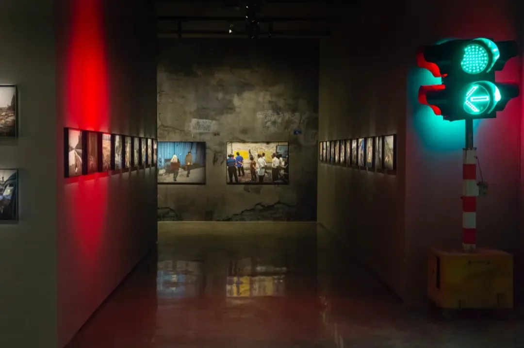成都当代影像馆历史展览现场